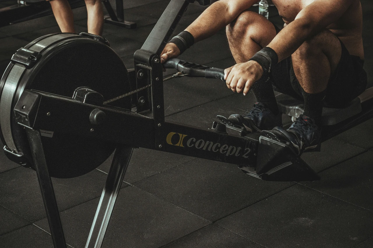 Dopo i 50 anni non basta il cardio: ecco l'allenamento della forza è essenziale per salute, autonomia e qualità della vita Immagine selezionata