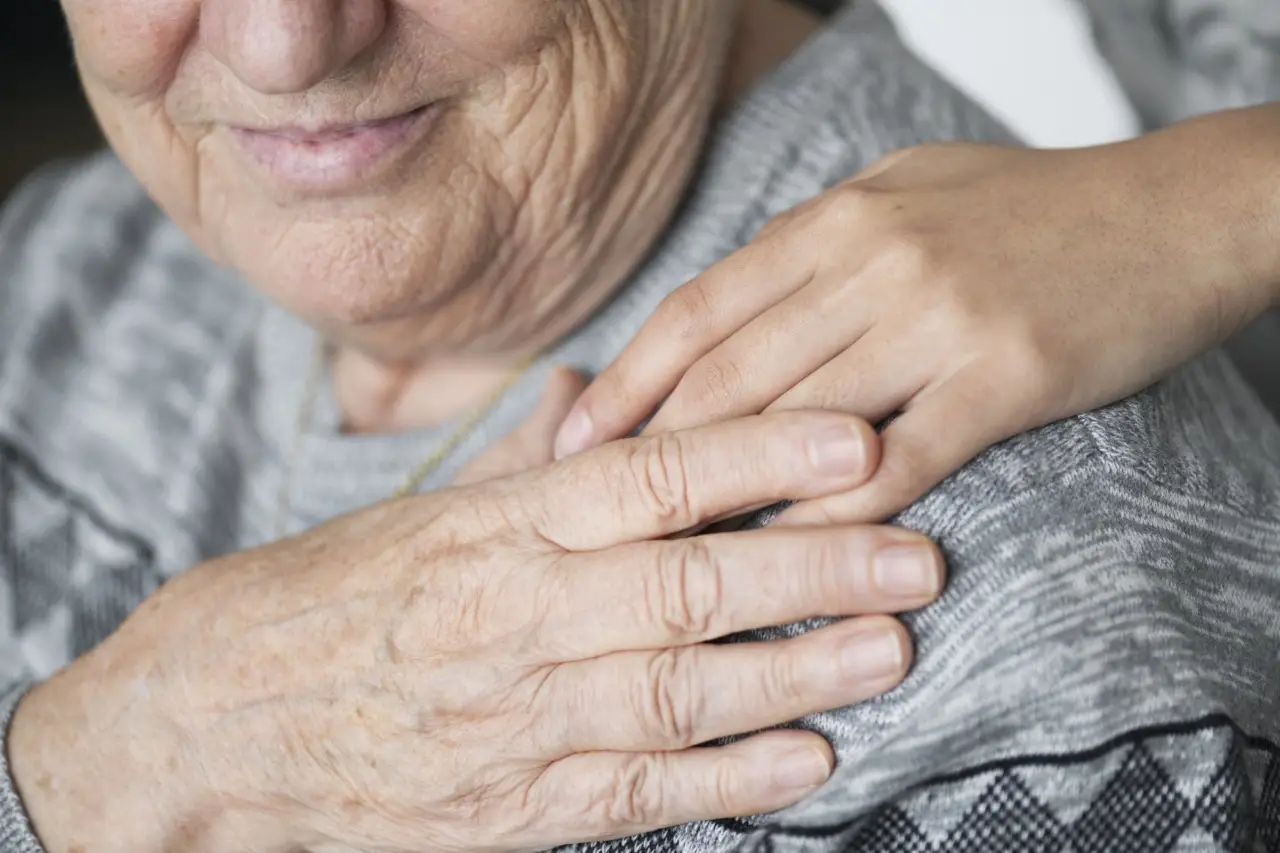 Parkinson: ecco il rischio invisibile che arriva dai pesticidi. Ecco cosa non ti dicono Immagine selezionata