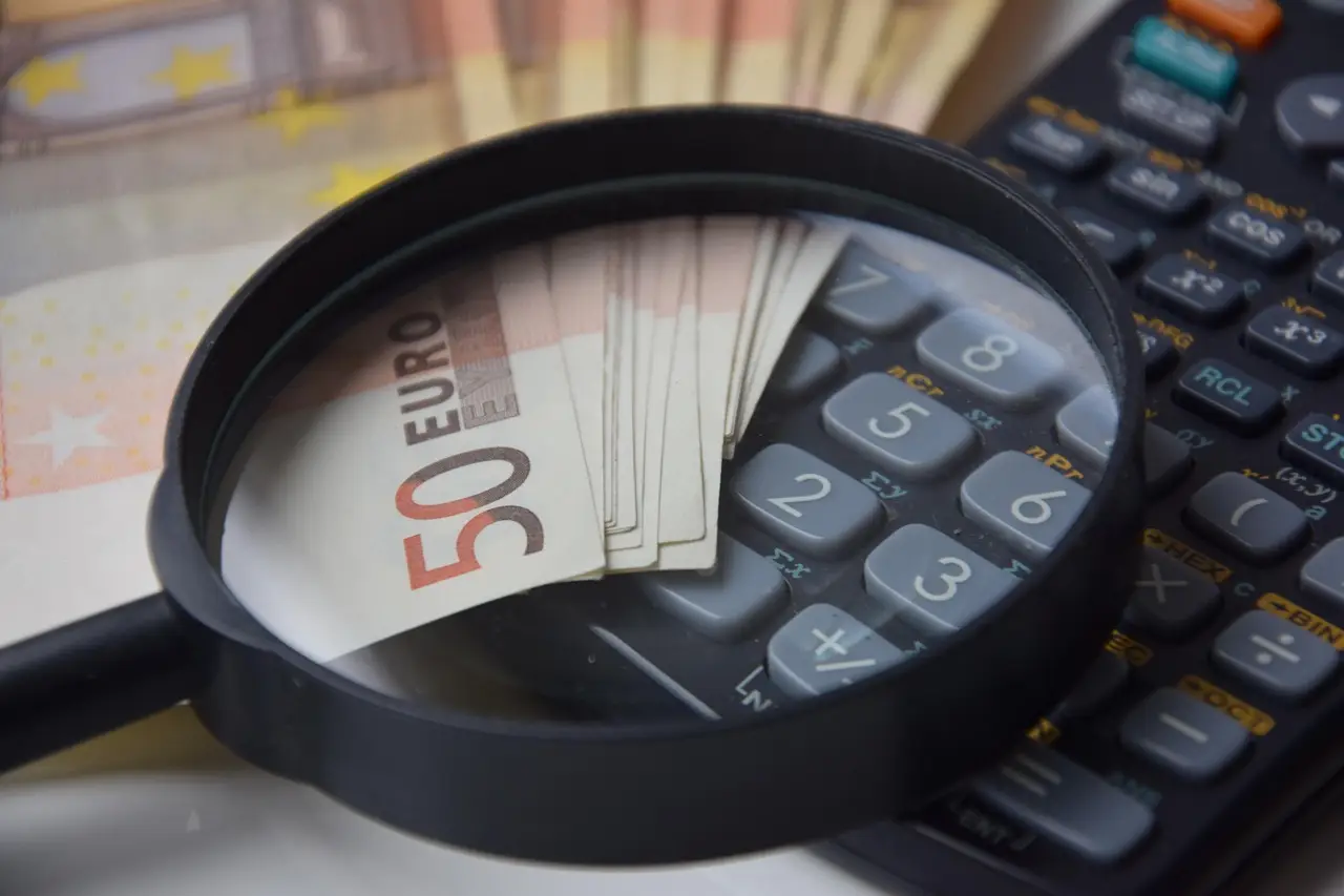 Ecco cosa cambia davvero con la nuova legge sui controlli 2025: sei pronto alle novità? Immagine selezionata