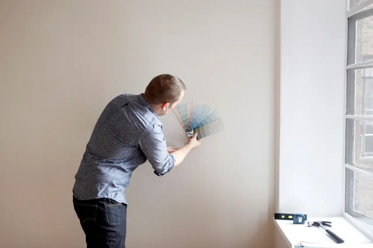 Come ottenere pareti sorprendenti con facilità il metodo per dipingere anche su superfici gotelé