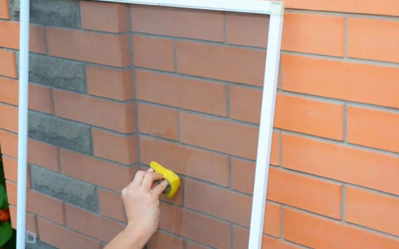 Il metodo più efficace per pulire le zanzariere, migliora la ventilazione e ne allunga la durata Immagine selezionata