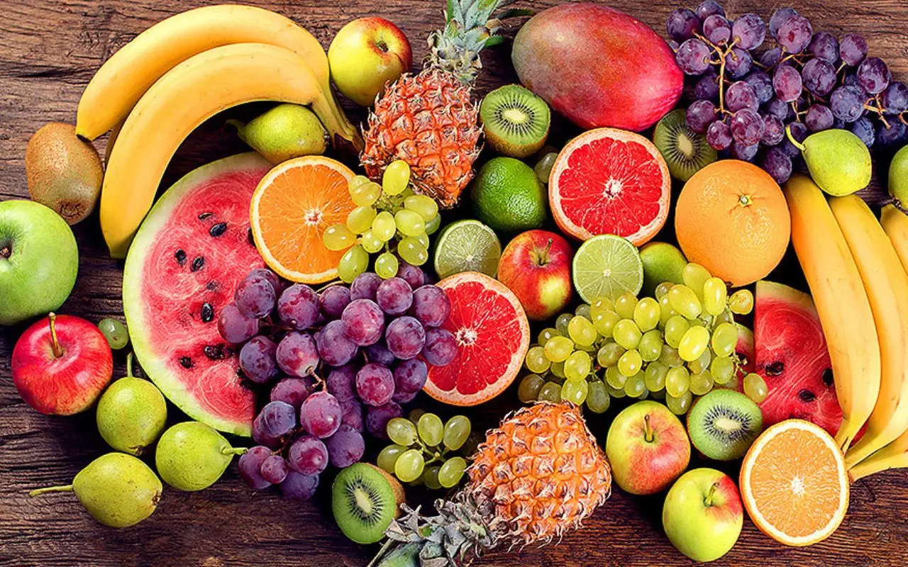 Perché è meglio non consumare grandi quantità di frutta in un unico pasto? Perché è meglio non consumare grandi quantità di frutta in un unico pasto?