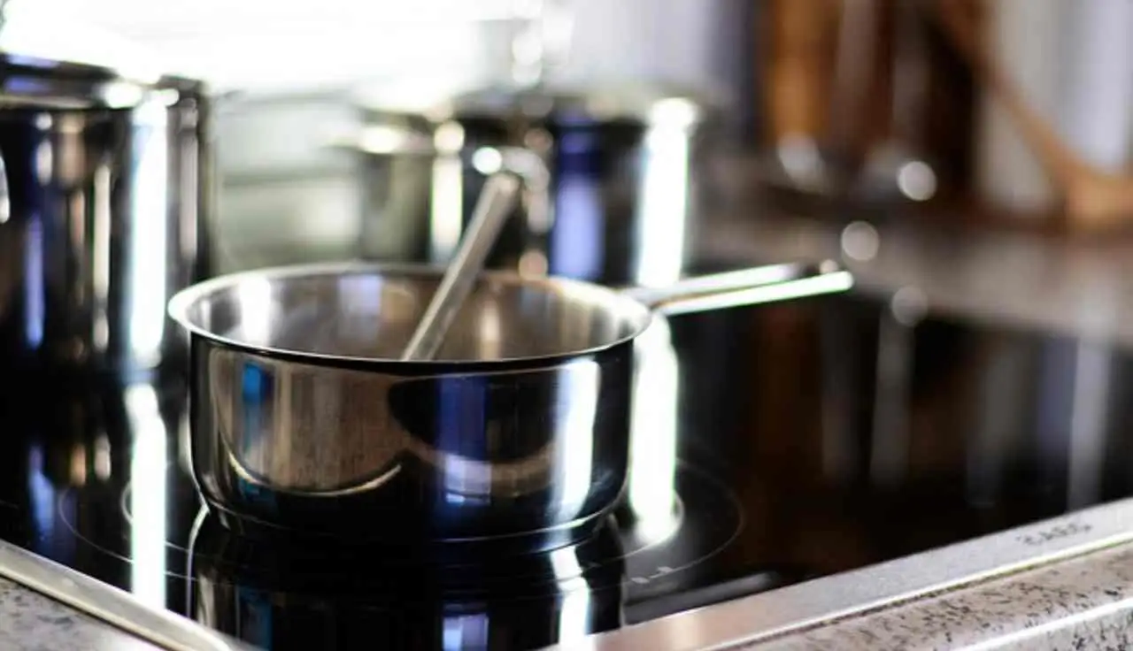 Attenzione a questi oggetti in cucina: si contaminano facilmente Attenzione a questi oggetti in cucina: si contaminano facilmente